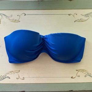 Victoria’s Secret bikini top